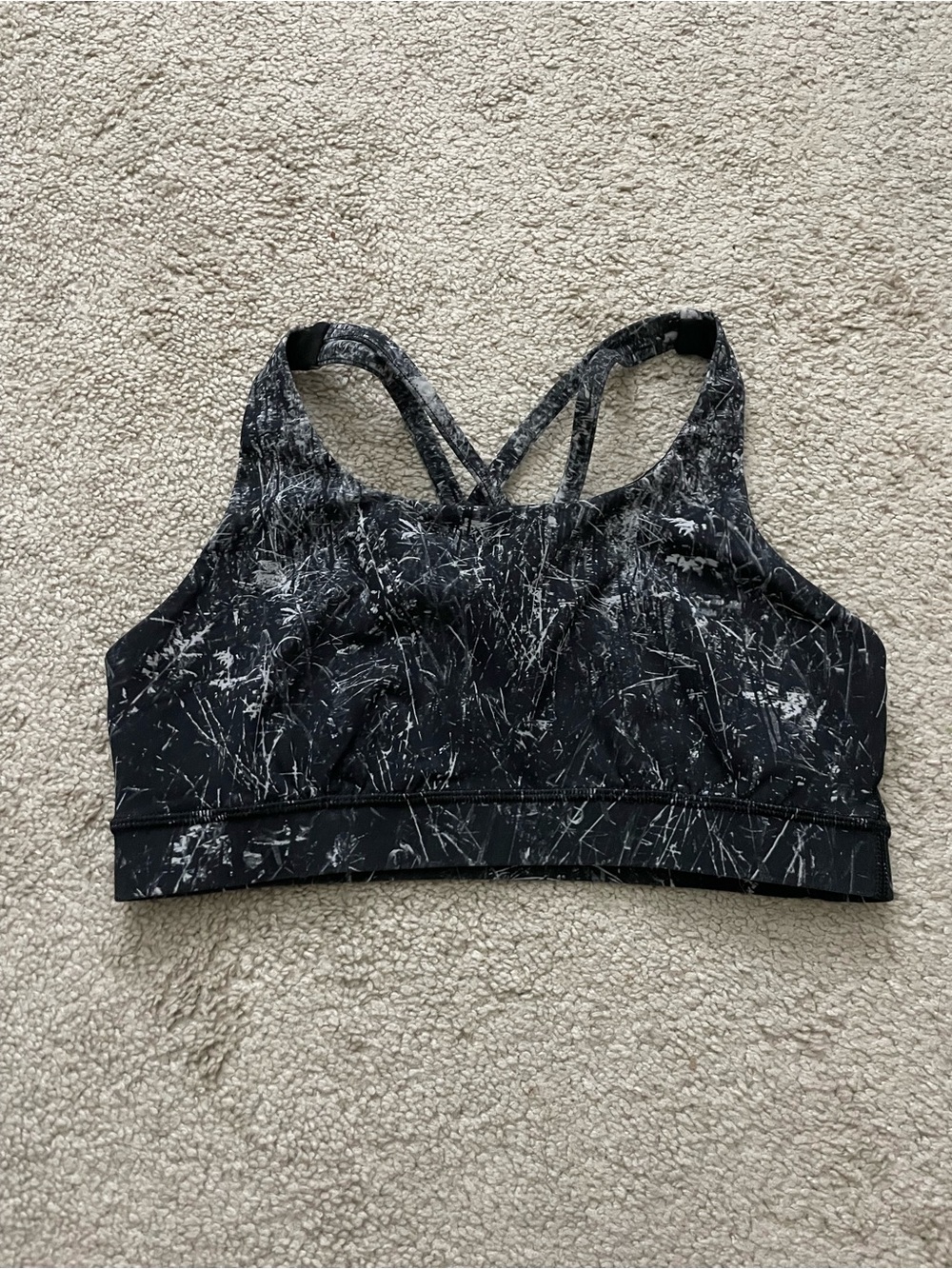 Lululemon - Energy Sports Bra / Black and Gray
